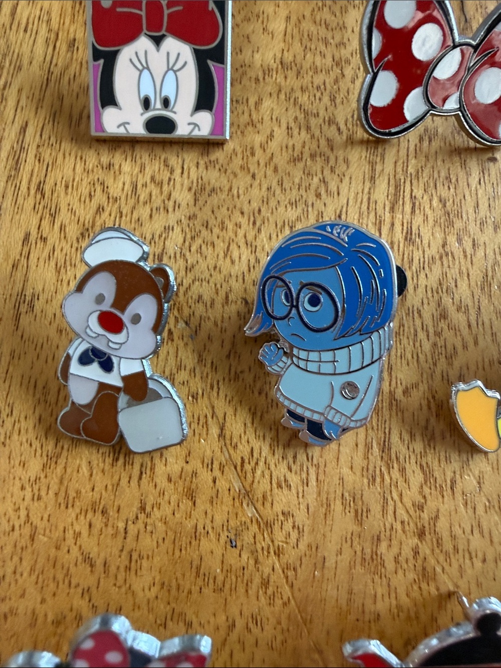 Disney Trading Pins. Pack of 10 pins. - Picture 4 of 8